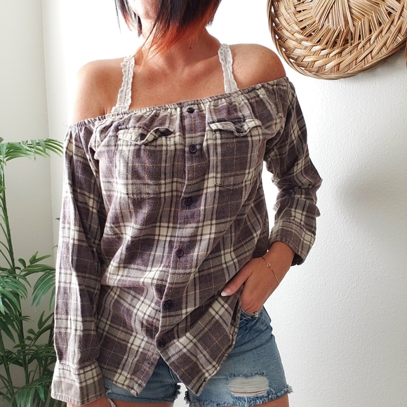 Urban Renewal Tops - NWT UO Urban Renewal plaid flannel off shoulder